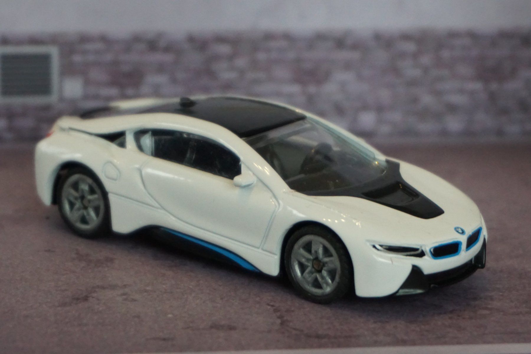 Siku Modellini d'auto: Siku BMW i8 TOP !!!!!!!!!! – Usato da Reiden venduto da Doppeldecker69