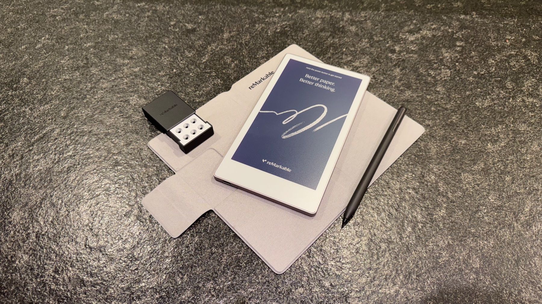 reMarkable Tablet PC: reMarkable Paper Pro Move + Marker Plus & Book Folio – Nuovo (secondo la descrizione) da Menzingen venduto da Wylaender 1