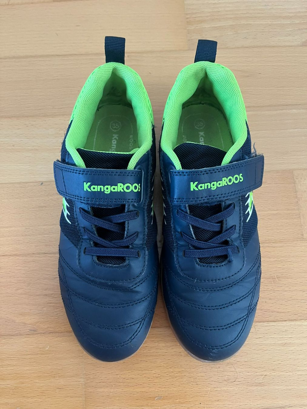 Schuhe für Jungen: KangaROOS Hallenschuhe Jungen Grösse 35 – Gebraucht aus Muttenz von Juvenile33 1