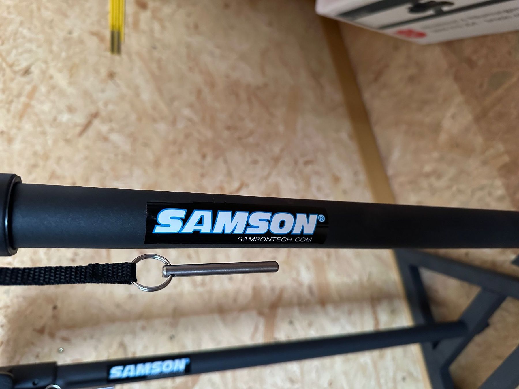 Supporti a parete: Monitor - Stative Samson – Usato da Inwil venduto da Barmi0 1