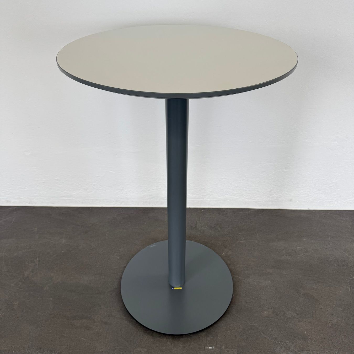 Lista Tavoli: Lista Office Motion Stehbartisch – Usato da Schönenwerd venduto da mcofficeshop