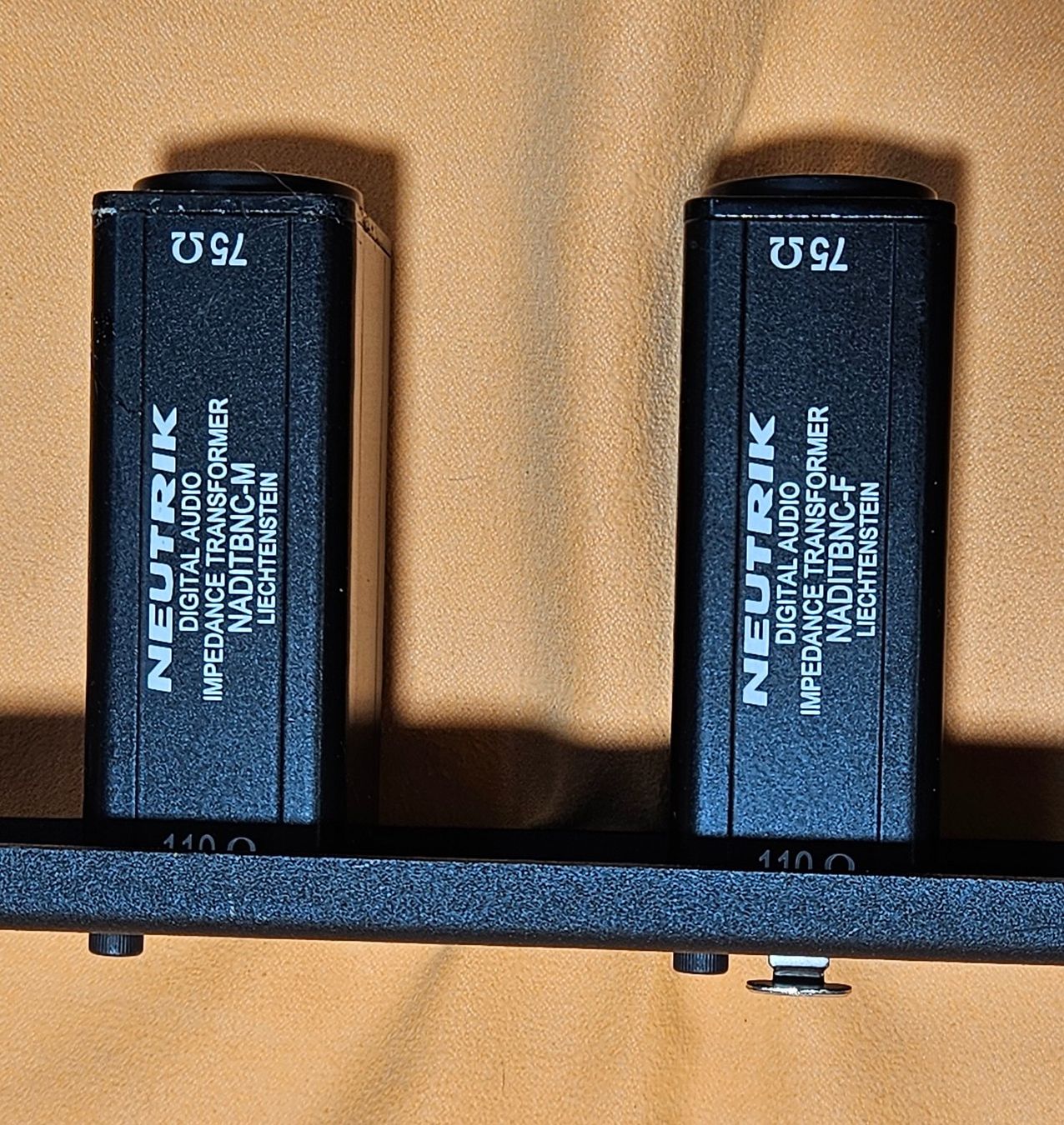 Convertitori: Patch audio et vidéo – Usato da St-Cierges venduto da Pestol 4