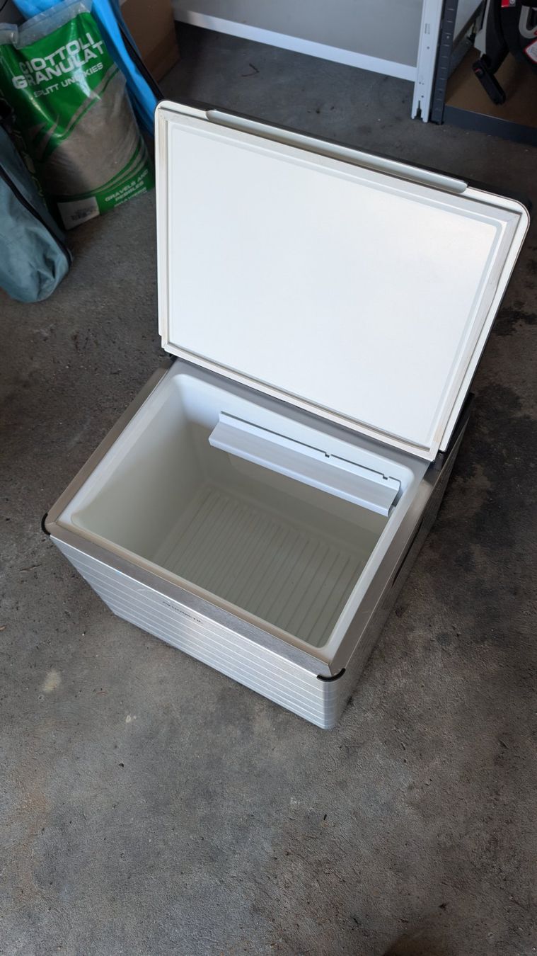 Dometic Frigoriferi & Refrigeratori: Kühlbox Dometic silber gebraucht – Usato da Islikon venduto da Dave_o 3