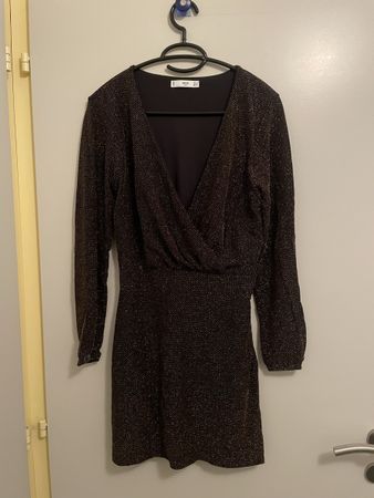 Robe MANGO brillante 🤩 jamais portée