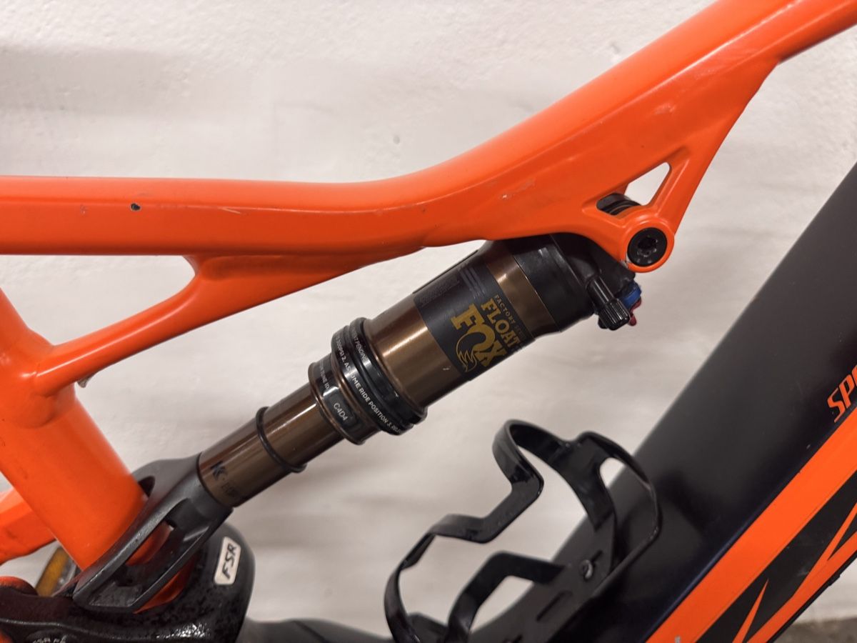 Specialized Velos: Specialized Turbo LEVO  – Gebraucht aus volketswil von A-E-Bikes 5