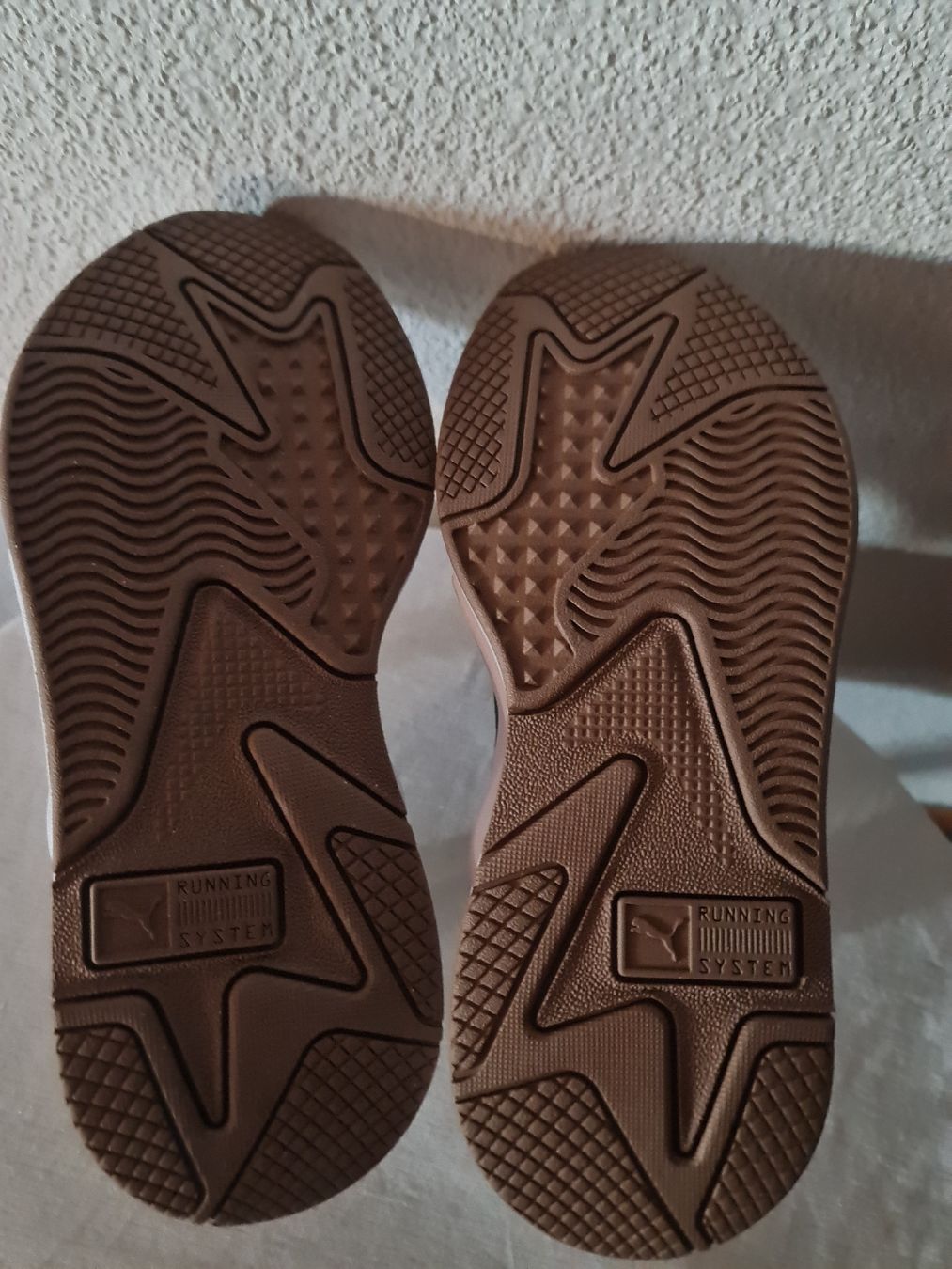 Puma Scarpe da donna: Puma Laufschuhe grösse 37,5 – Nuovo e nell'imballaggio originale da triengen venduto da fad_g29d 6