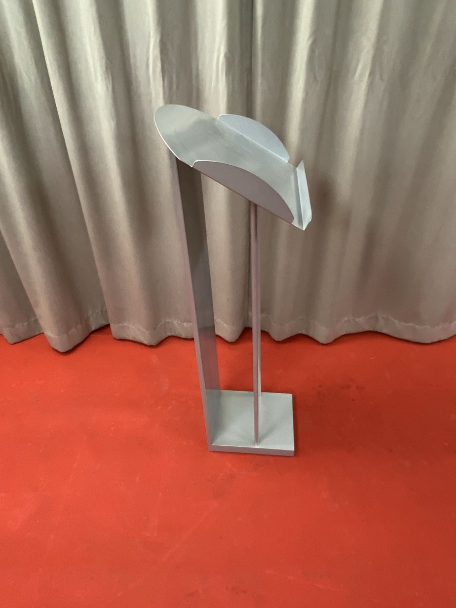 Equipement de magasin & Foires: Rednerpult oder Empfangsdesk – D'occasion à Hägglingen par Karin0802 1