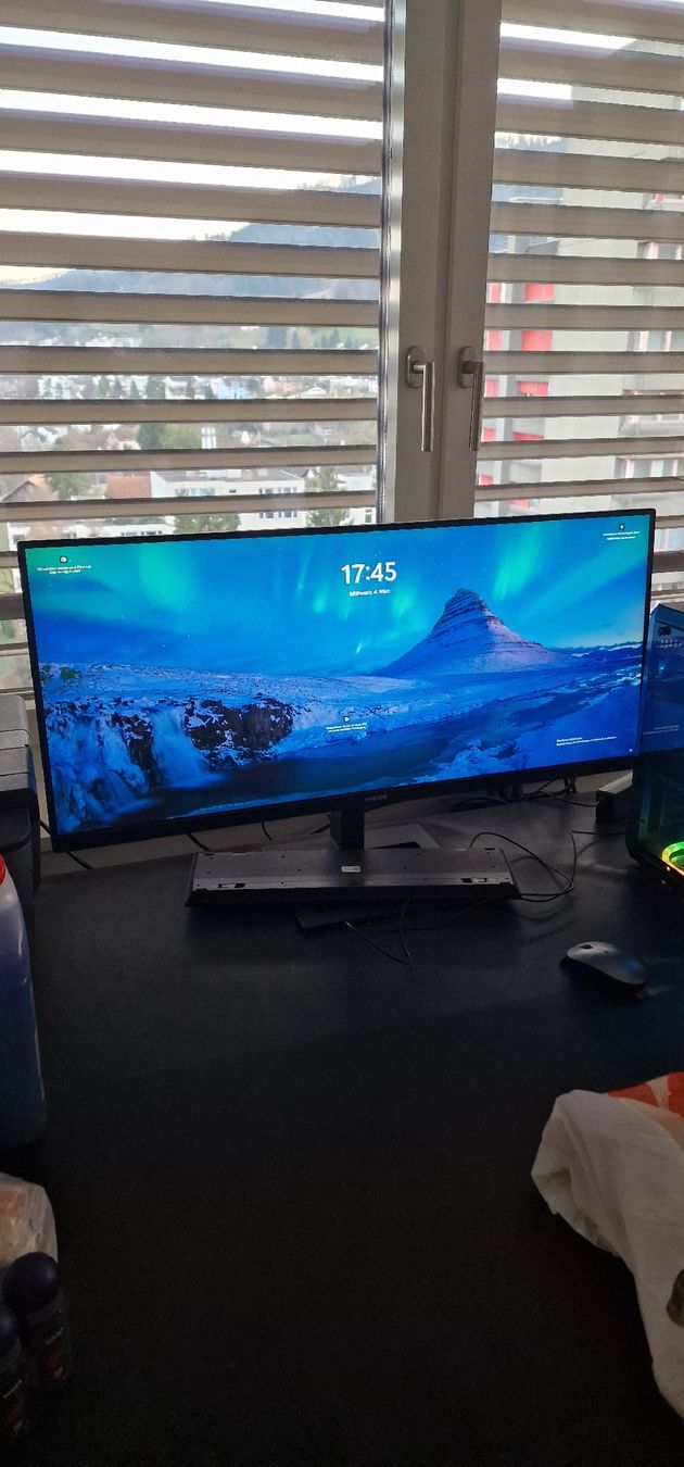 Philips Monitore: Philips – Gebraucht aus Zürich von Abrar123