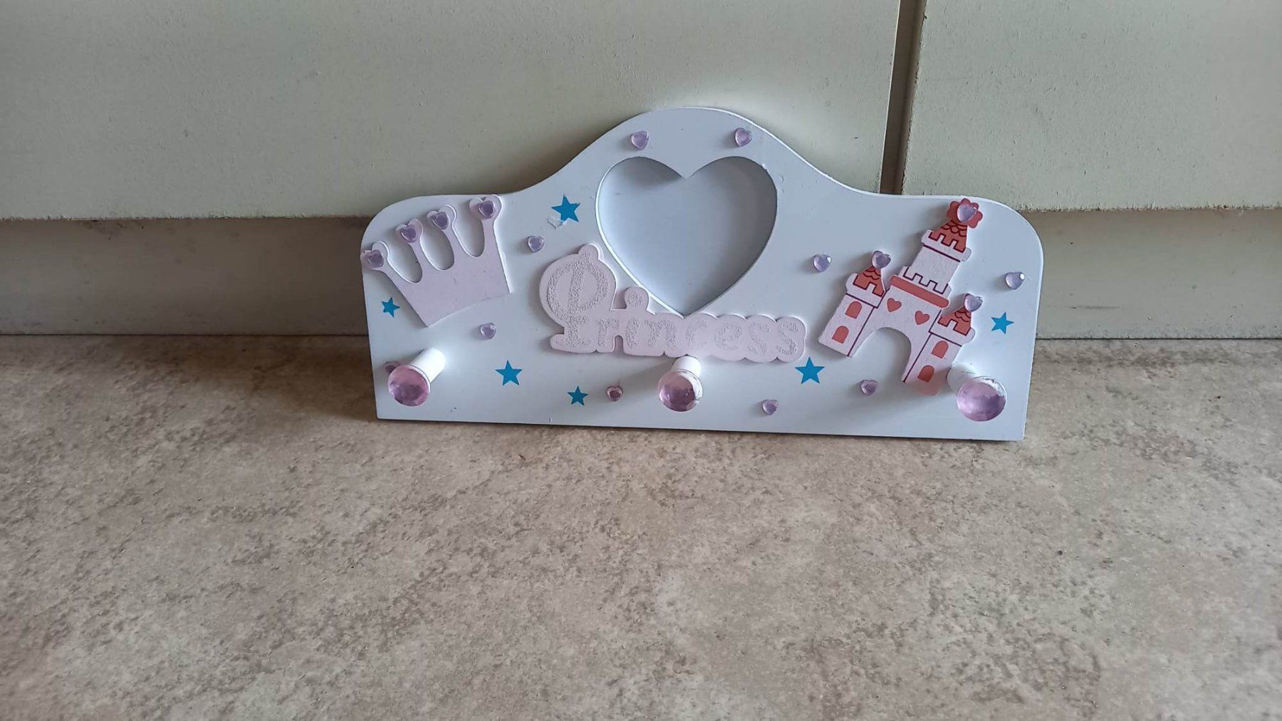 Guardaroba: Kindergarderobe mit Fotorahmen – Nuovo e nell'imballaggio originale da Möhlin venduto da dom_96nf 1