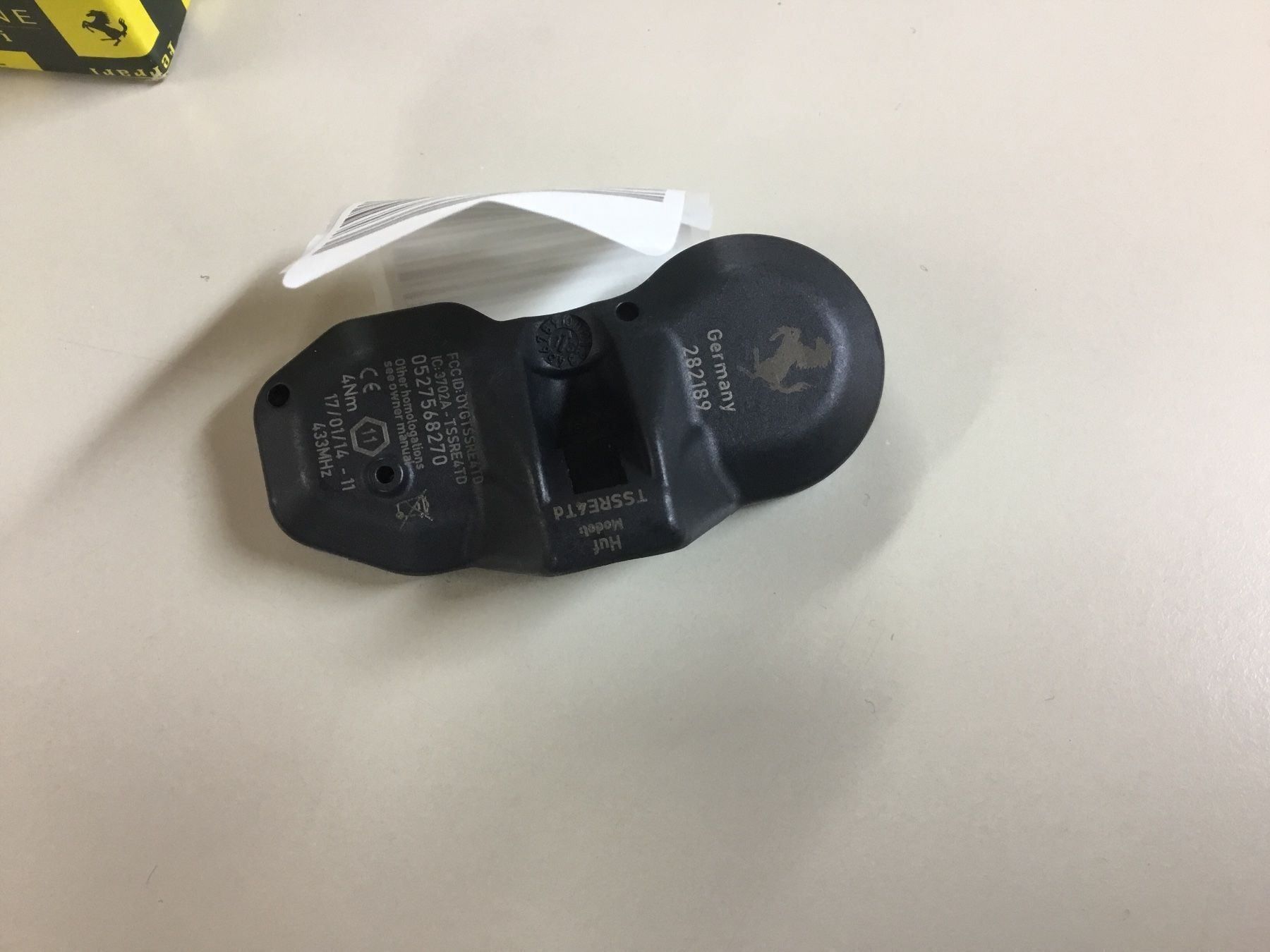 Maserati Accessori per altri veicoli: Maserati GranTurismo/Luftdrucksensor – Nuovo e nell'imballaggio originale da Brig venduto da Sonne11 3