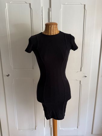 Schlauchkleidchen schwarz gerippt XS