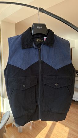 Vintage Puffer Weste Schwarz Blau Stitch Design