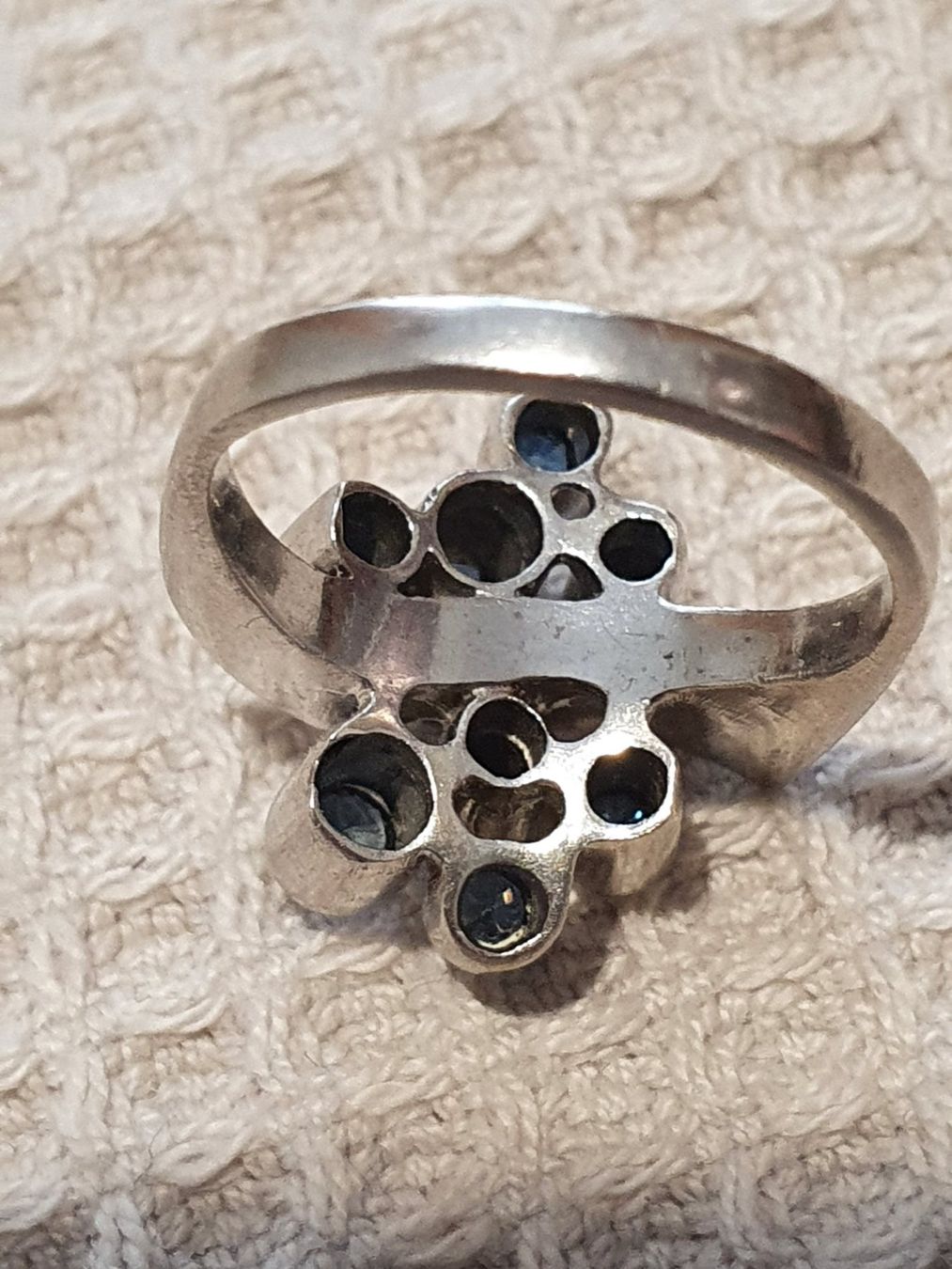 Ringe: Bezaubernder Ring ....doch schauen Sie rein.... – Gebraucht aus Wohlen AG von palmsprings 9