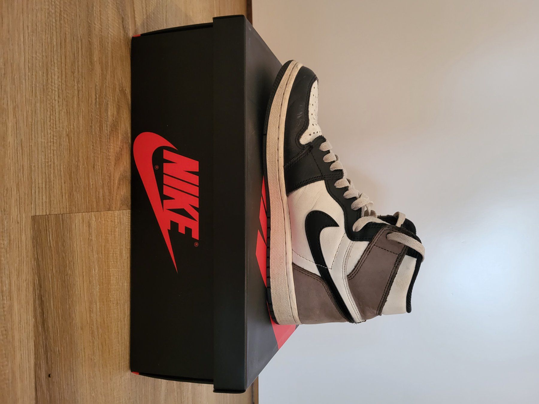Jordan Scarpe da uomo: Jordan 1 High Dark Mocha Gr. 42 – Usato da Schaffhausen venduto da mil_5l9l 2