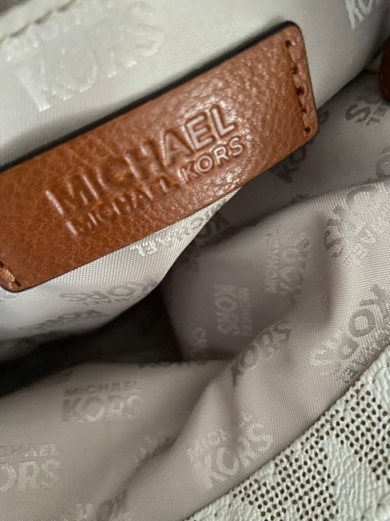 Michael Kors Borse da donna: Michael Kors Umhängetasche – Usato da Thalwil venduto da Briscolina 4