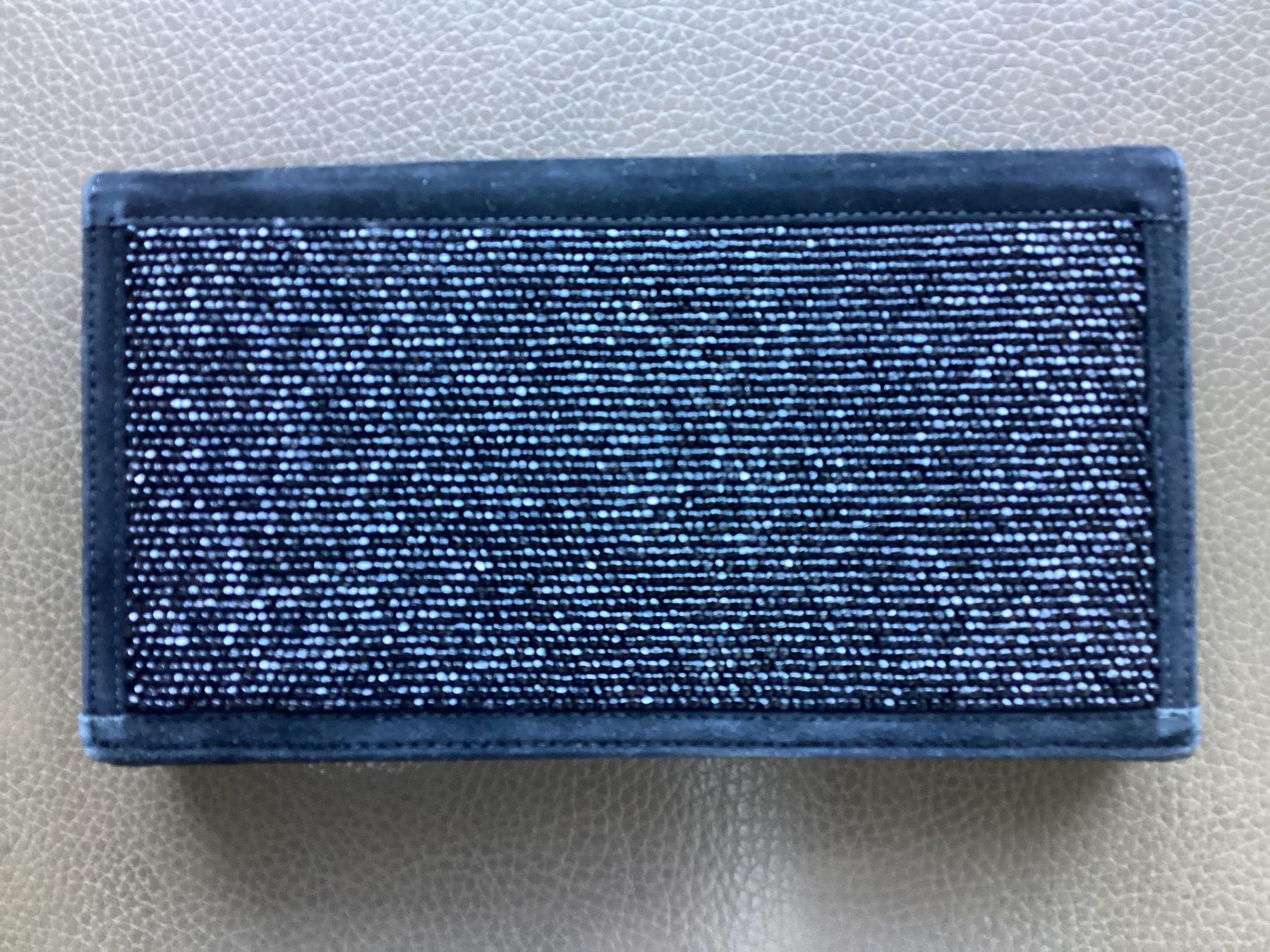 Borse da donna: Damenclutch – Usato da Salenstein venduto da Esprit57