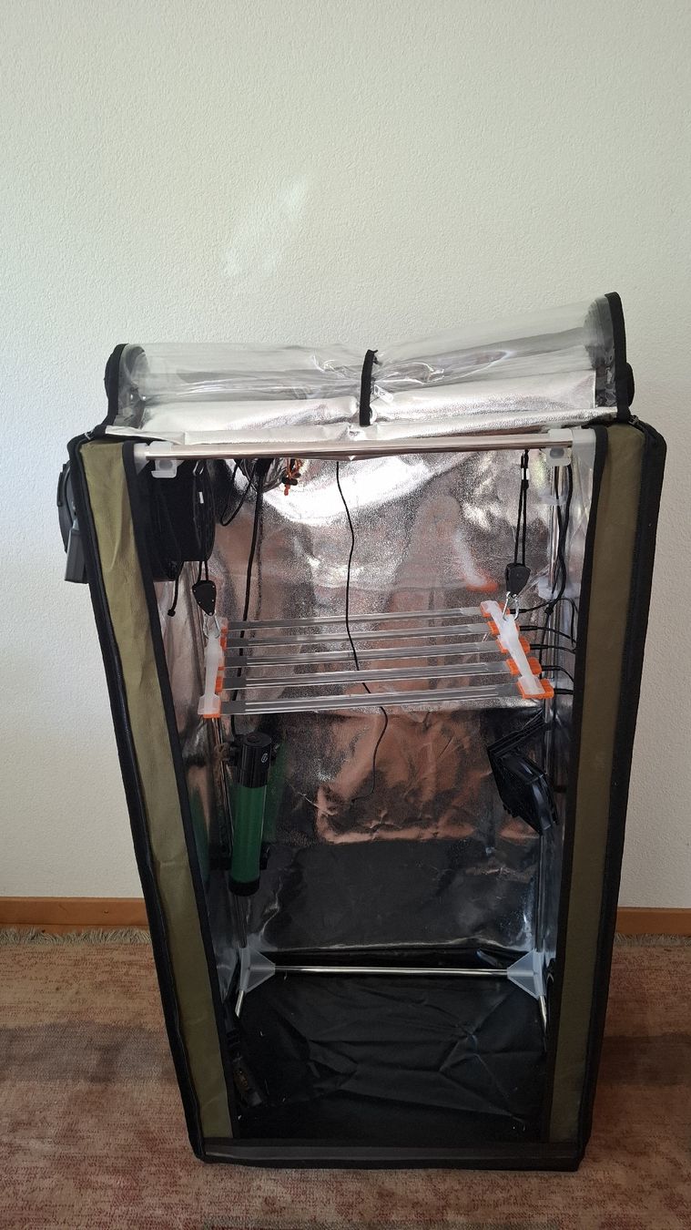 Growbox Autres: Growbox Set komplett – Neuf (Voir description) à Olten par sam_m2y7