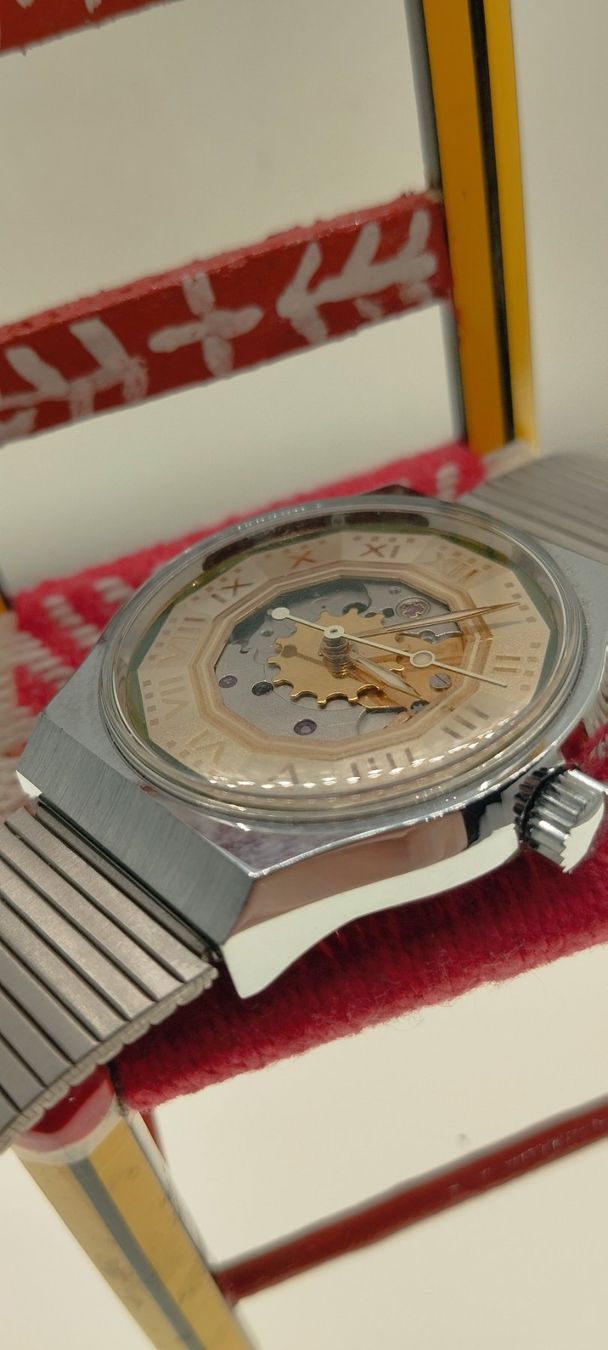 Swatch Orologi: Montre swatch récupéré – Usato da La Chaux-de-Fonds venduto da jac_9llg 4