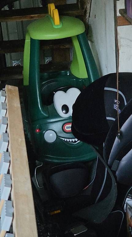 Altro: Voiture à pieds  – Usato da Reconvilier venduto da tab_7mnp