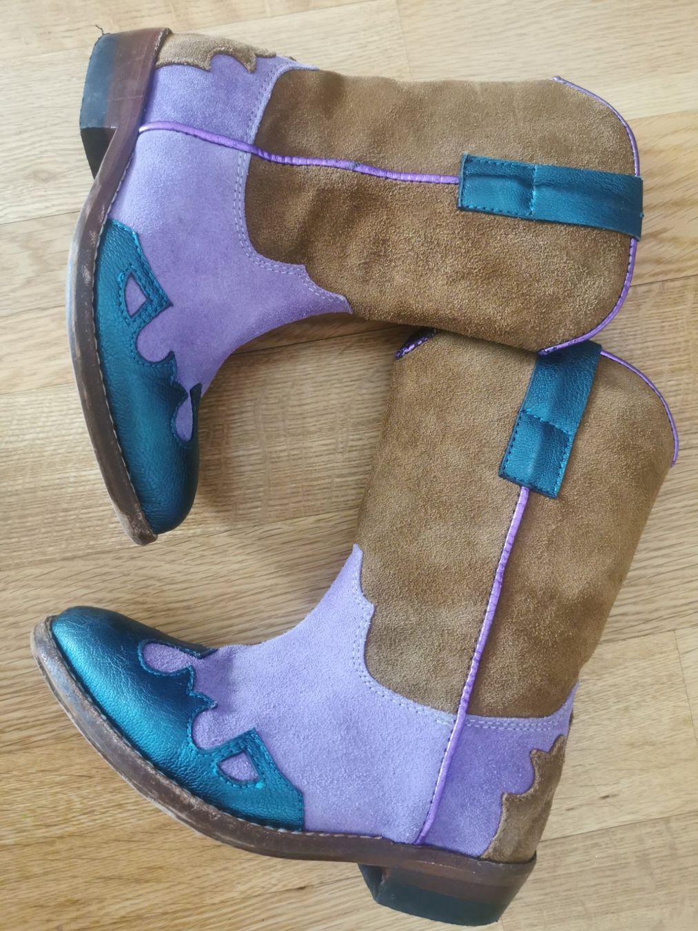 Scarpe per ragazze: Click! Wildleder Schuhe gr.27 – Usato da Zürich venduto da Simfa