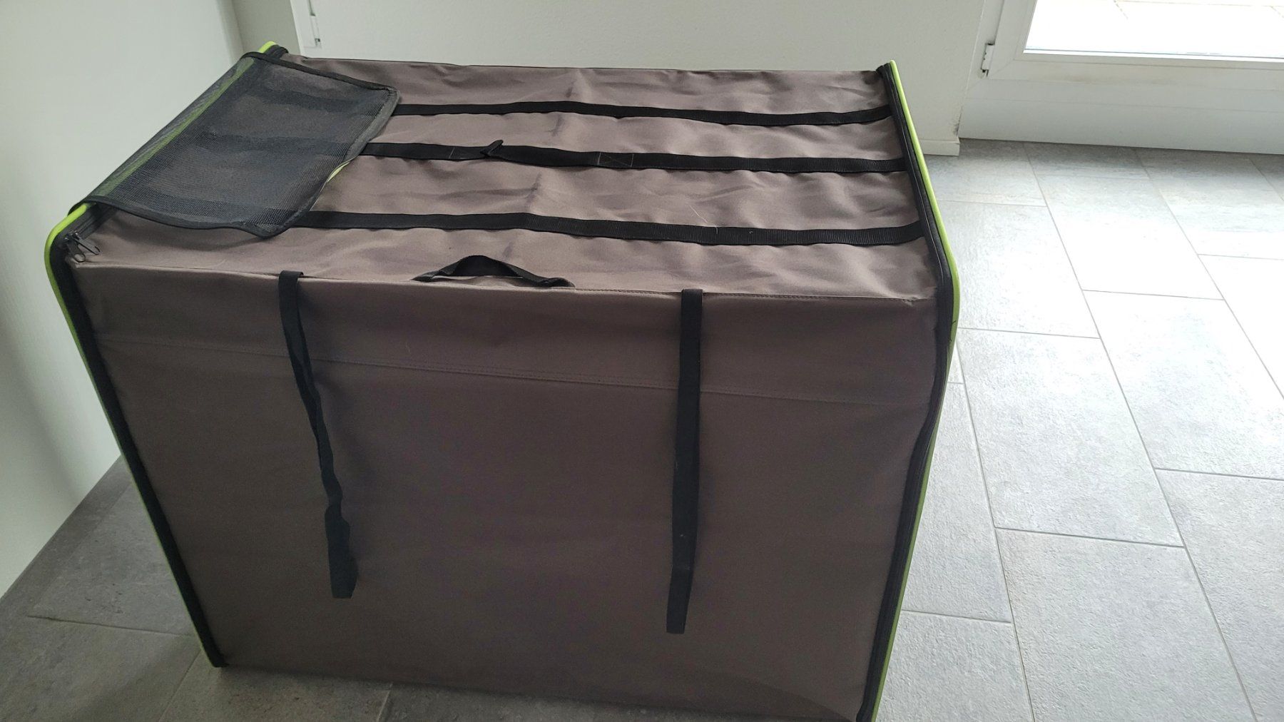 Liege- & Schlafplätze: Hundebox First Class Basic XL – Gebraucht aus Biel/Bienne von  2