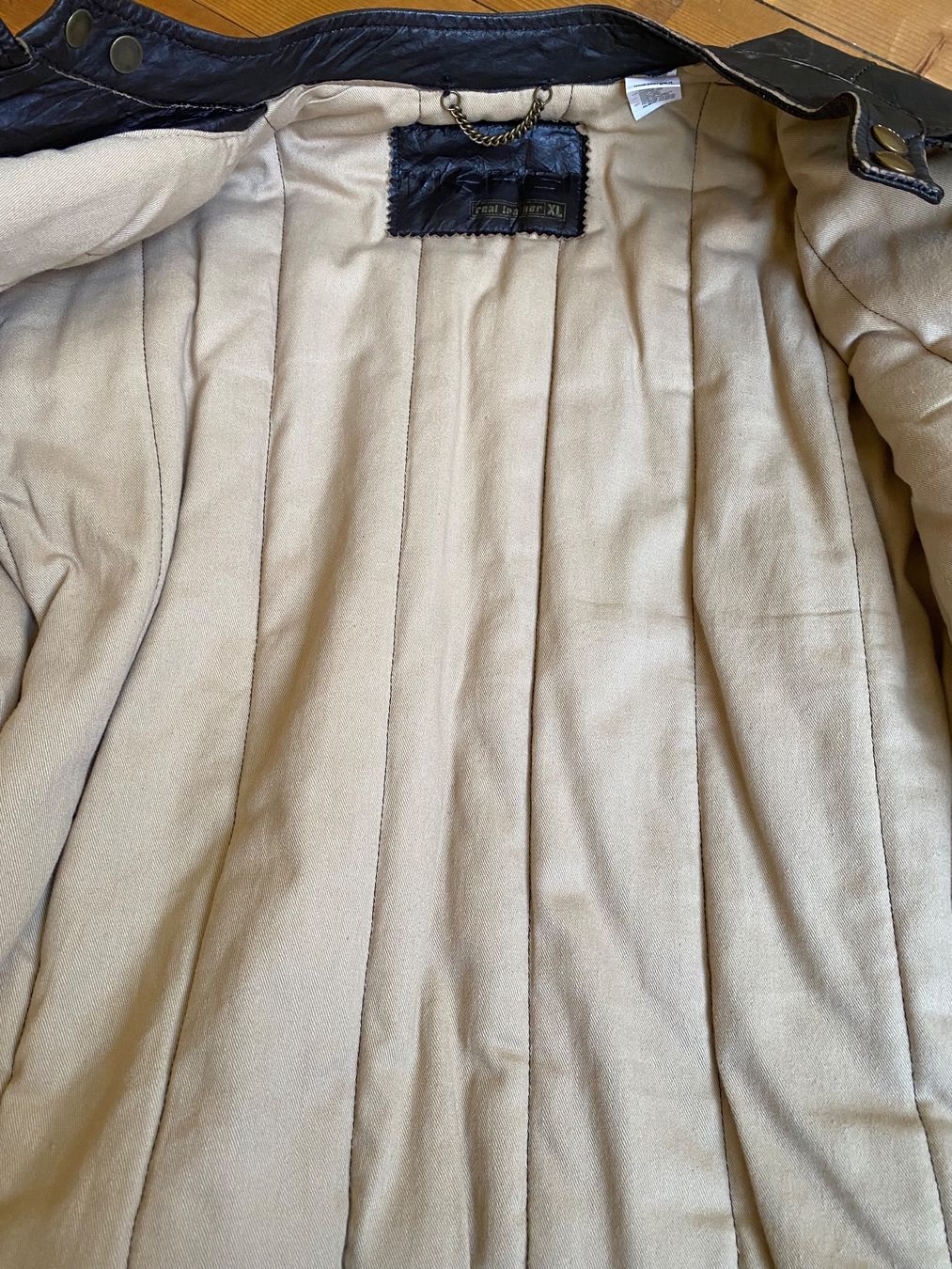 Jacken: Lederjacke warm gefüttert – Neu (gemäss Beschreibung) aus Bern von chr_lz96 3