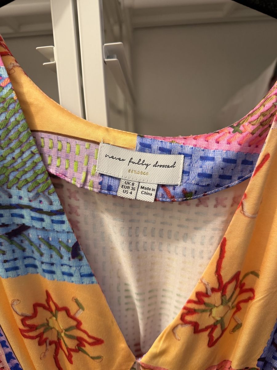 Kleider: Never Fully Dressed Kleid – Neu (gemäss Beschreibung) aus Bern von shululu1 1