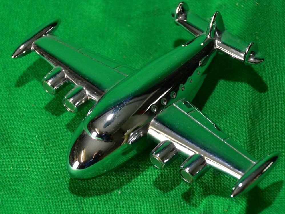 Artisanat de tranchée Avion de type SPAD, en métal peint, réalisé à la