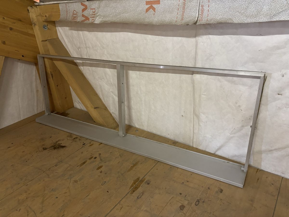 Finestre: Stallfenster Aluminium, kippbar – Usato da herisau venduto da A.B_Handels