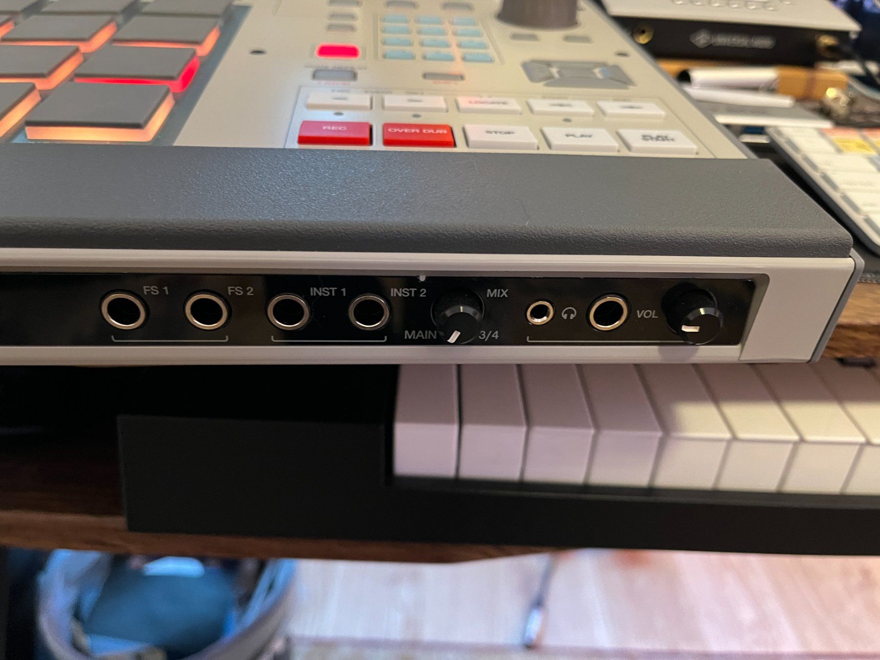Akai Musikinstrumente: AKAI MPC X SE (Special Edition) – Gebraucht aus Naters von Jem777 3