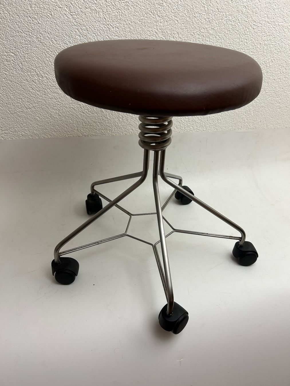 Sgabelli: Gesundheitshocker Ergonomie Technik Pfiffner Degersheim – Usato da Rheineck venduto da emma.gut 7