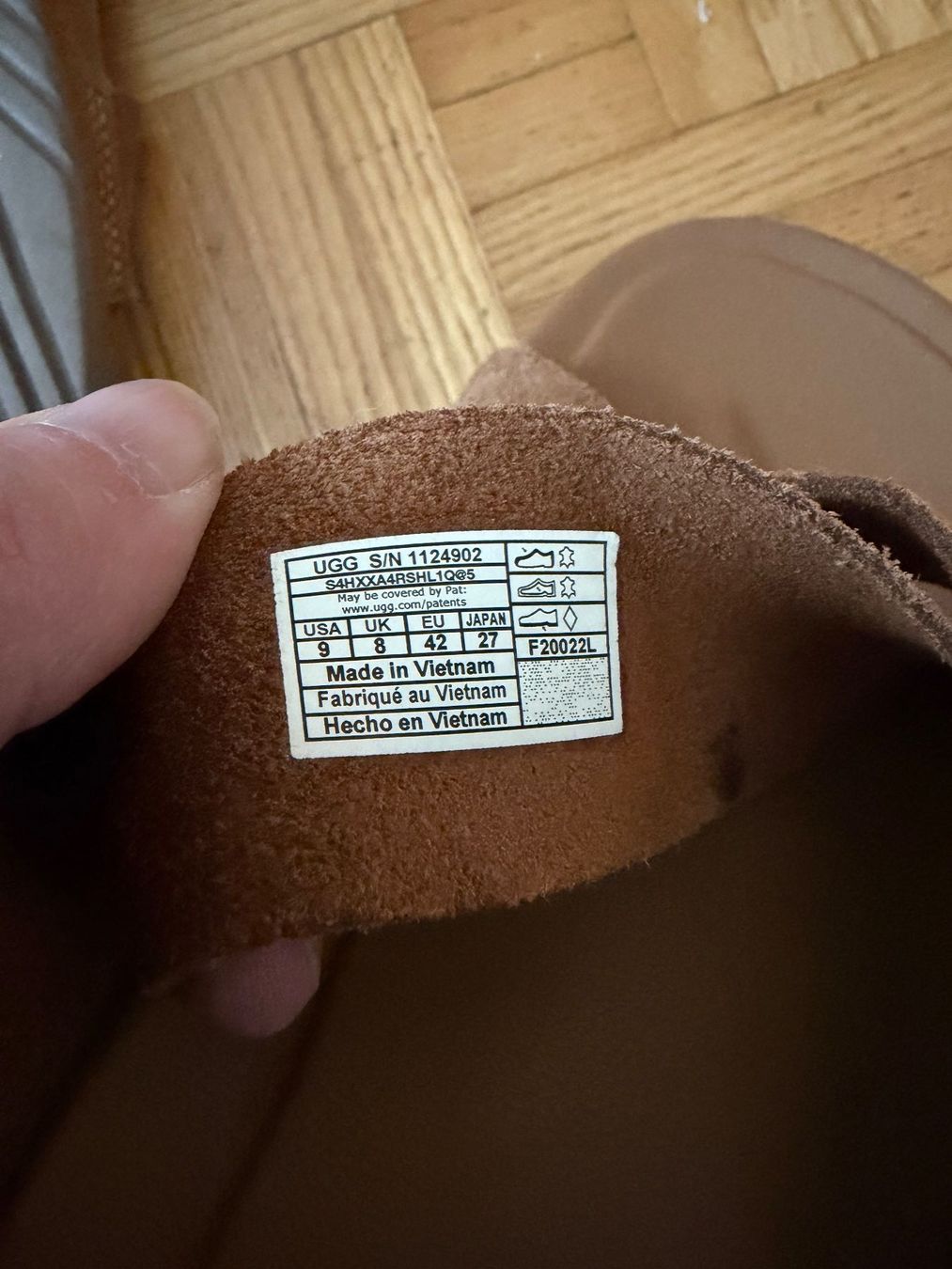 Ugg Scarpe da uomo: UGG Sandals, Gr.  42 wie Neu – Usato da bioggio venduto da lenny023 2