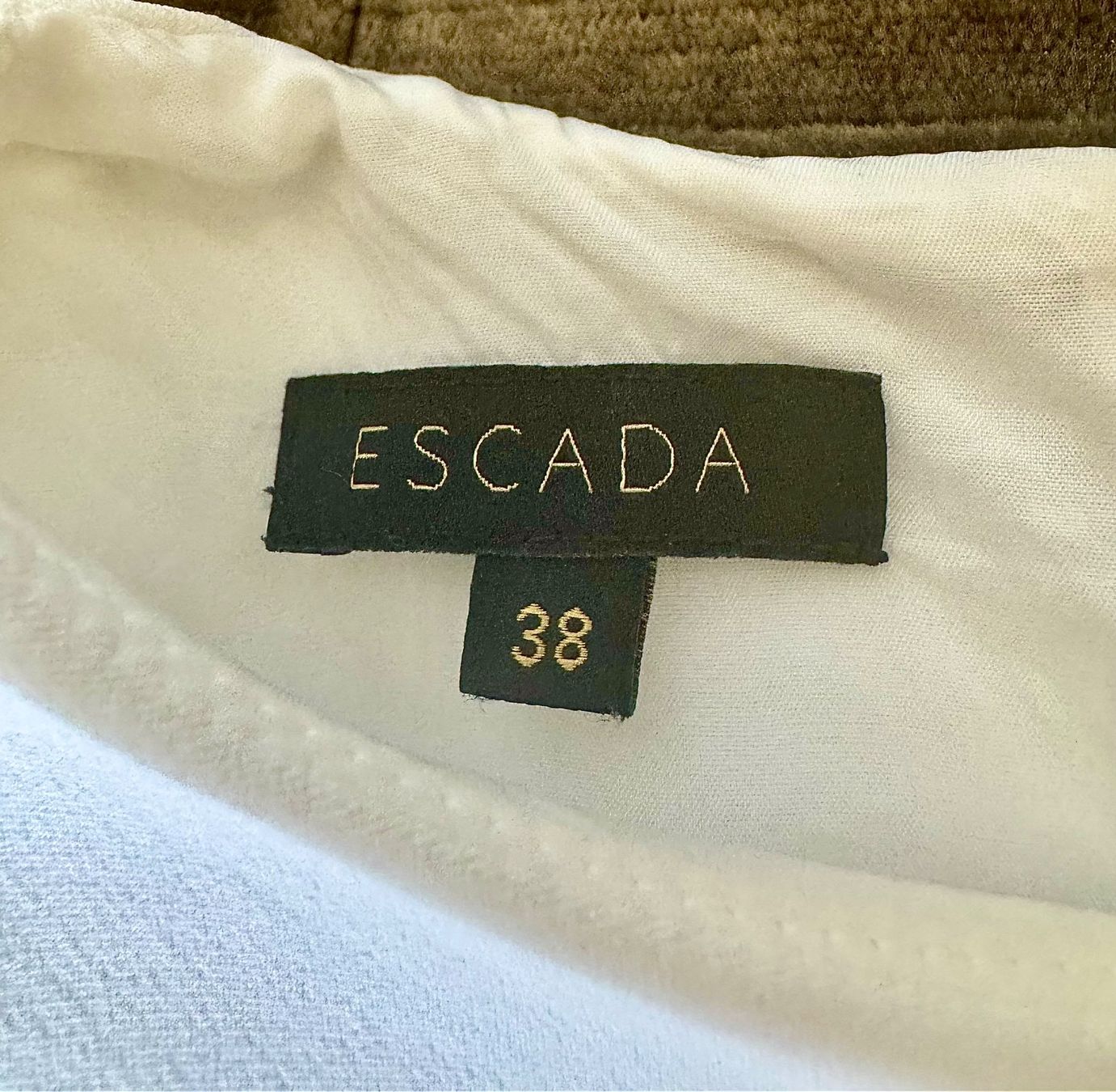 Escada Kleider: Sommerkleid Escada – Gebraucht aus Kilchberg ZH von ilo_h75n 5