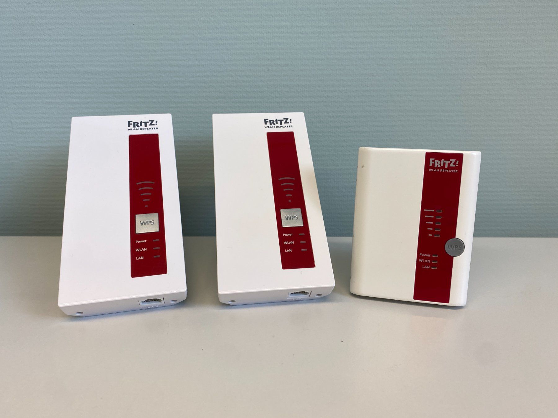 Avm Wlan: FRITZ!Box Repeater Set 2x 1750E + 1x 450E – Gebraucht aus Bischofszell von Adulia06