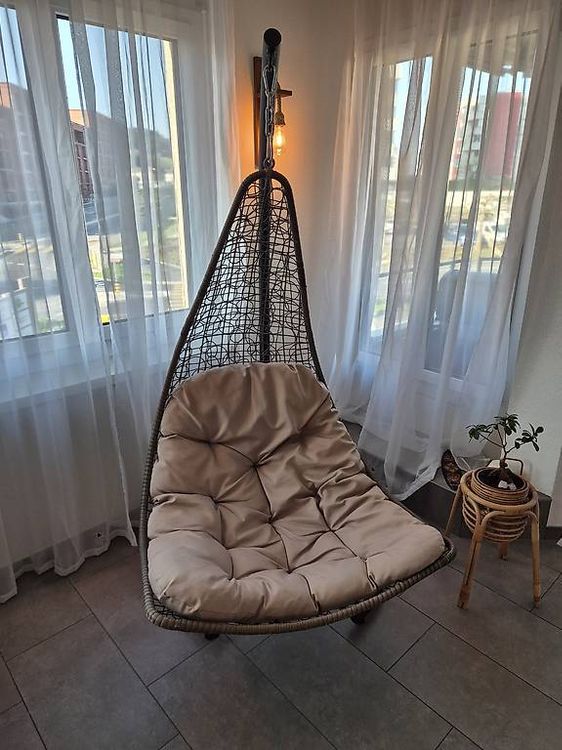 Gemütlicher Hängesessel im modernen Design (Gebraucht) in Rotkreuz für ...