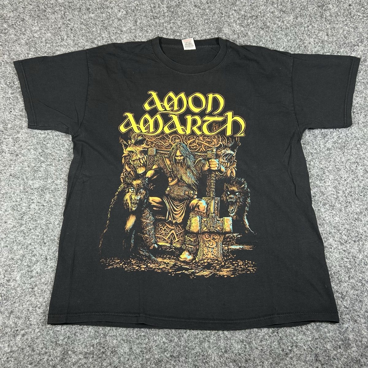 T-shirt: Merch Amon Amarth XL – Usato da La Sagne NE venduto da Matlasape