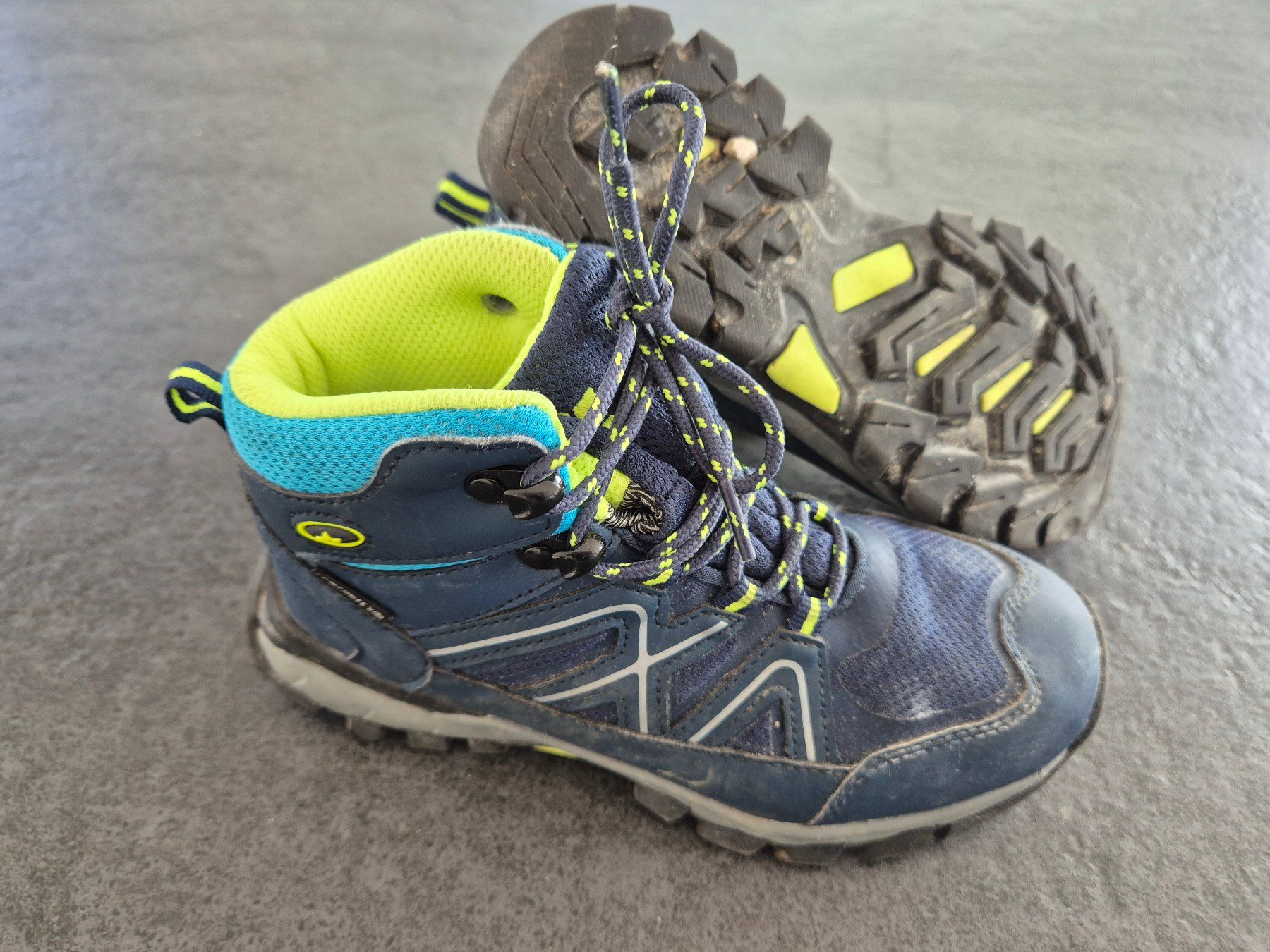 Chaussures garçon: Wanderschuhe Grösse 33 Lico – D'occasion à Wittenbach par MOW9
