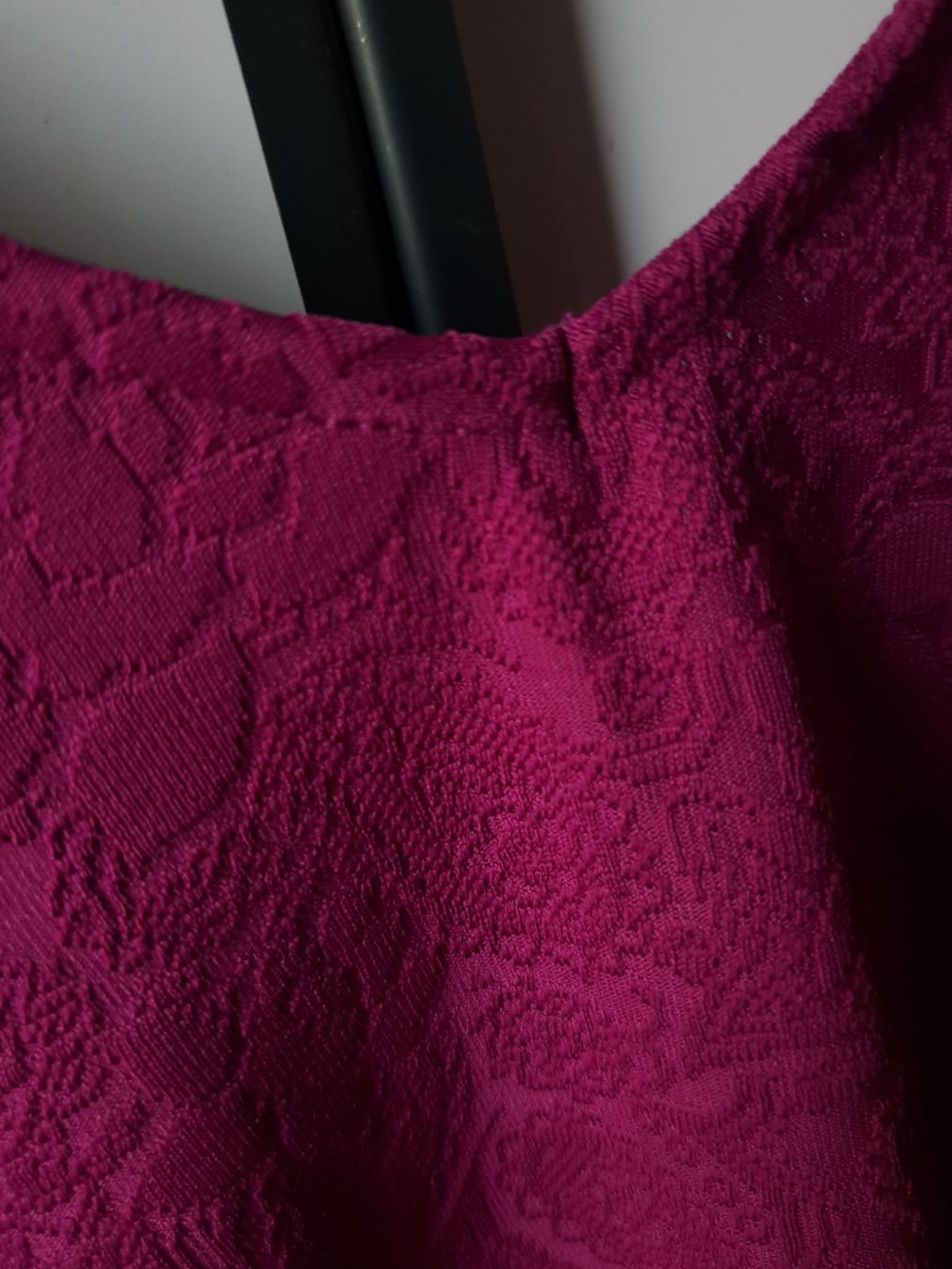 Top: 🐸 SÜSSES TOP / PULLOVER S BLUMENMUSTER FUCHSIA NEU – Nuovo (secondo la descrizione) da Môtier (Vully) venduto da Frogs 6