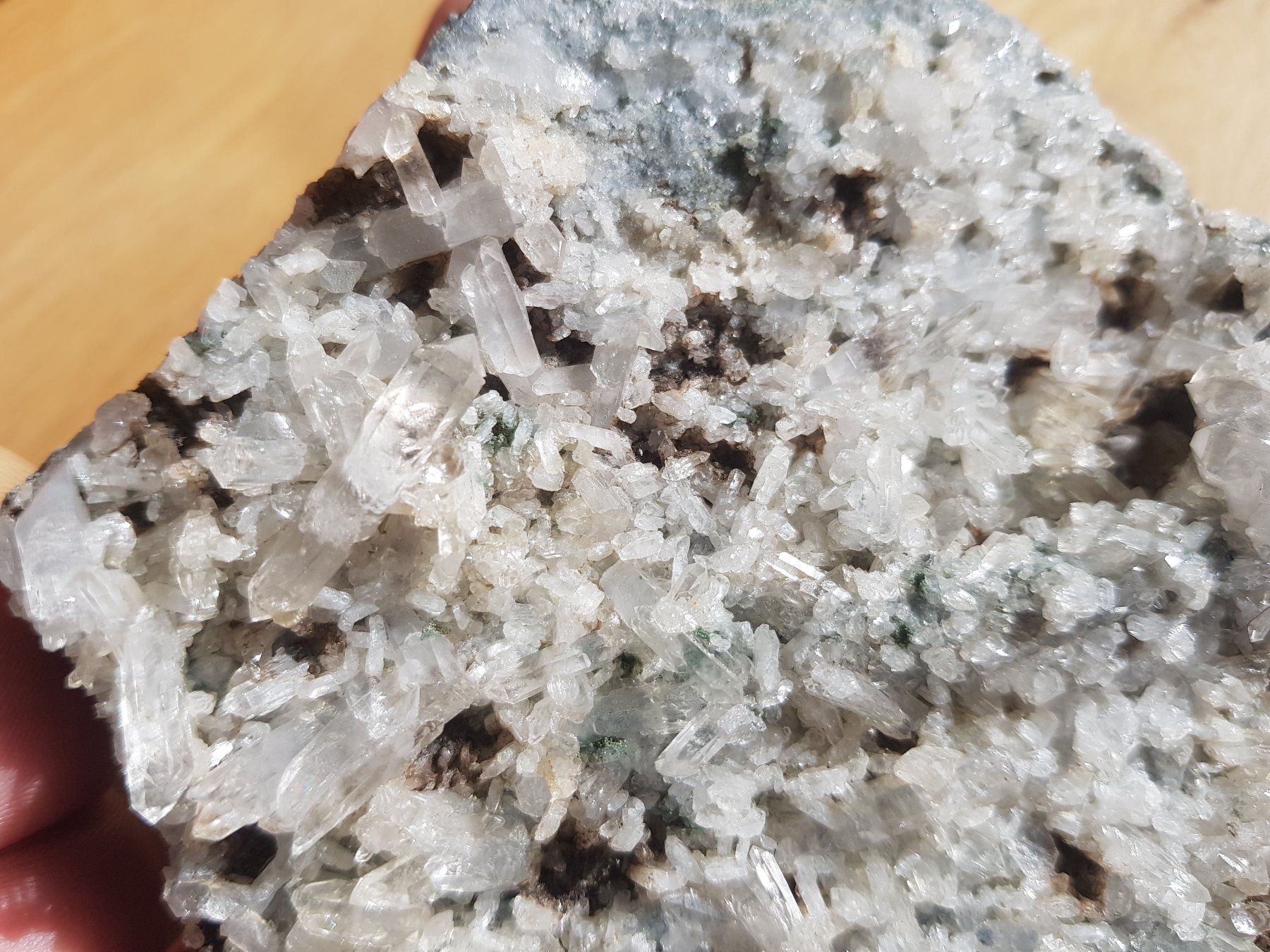 Minerali & Pietre curative: Bergkristall mit Albit - Eigenfunde Wallis – Nuovo (secondo la descrizione) da Martigny venduto da yan_7tnz 1