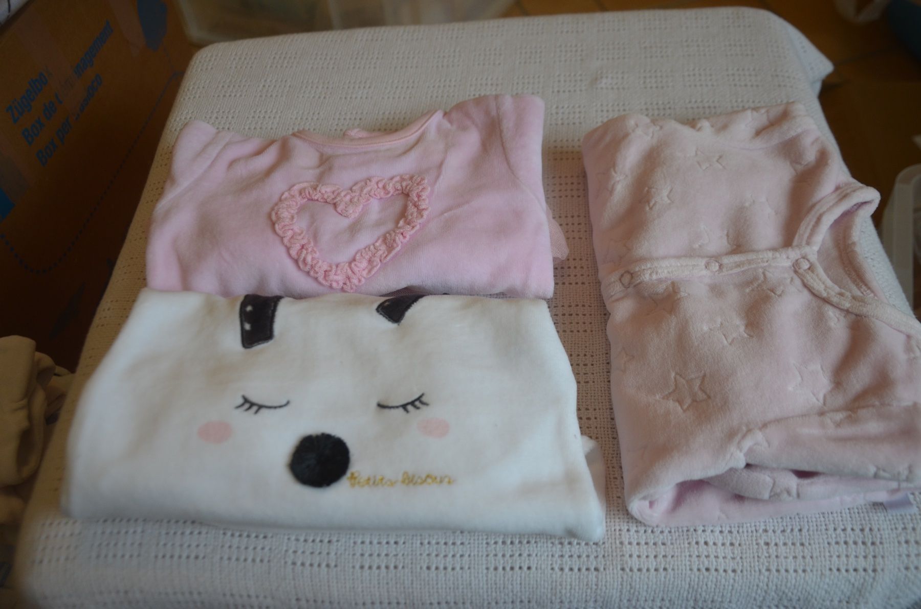 Pigiama & Simili: TAILLE 56 - 3 PIJAMA – Usato da Chiasso venduto da Dolly015