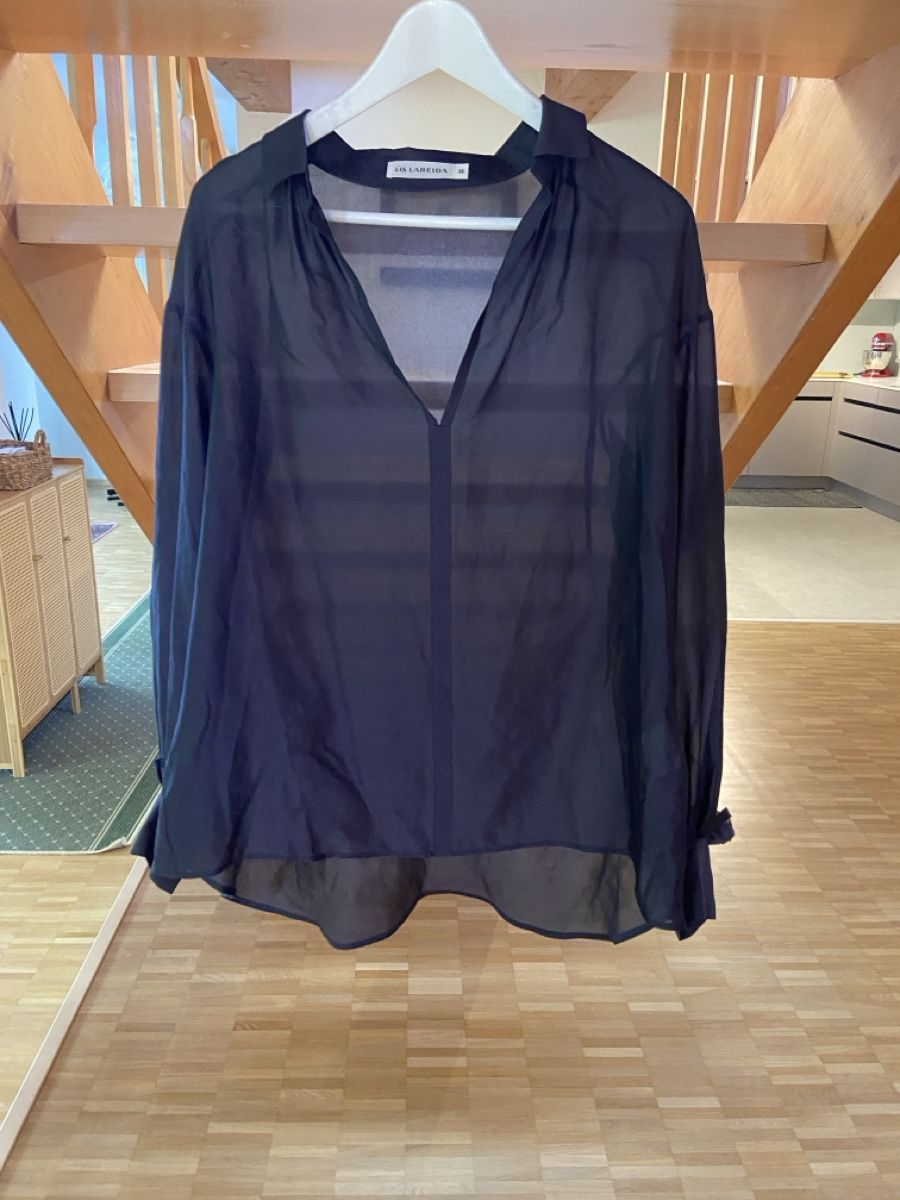Lis Lareida Camicette: LIS LAREIDA Alyssa Sheer Long Sleeve Oversized Blouse Ruffle – Usato da Münchenstein venduto da B771 3