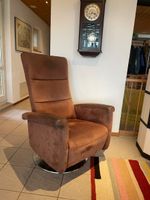 Relax Sessel braun drehbar mit Fussteil