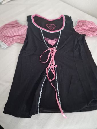 Süsses Shirt mit Herz Detail, Grösse L, Top Zustand