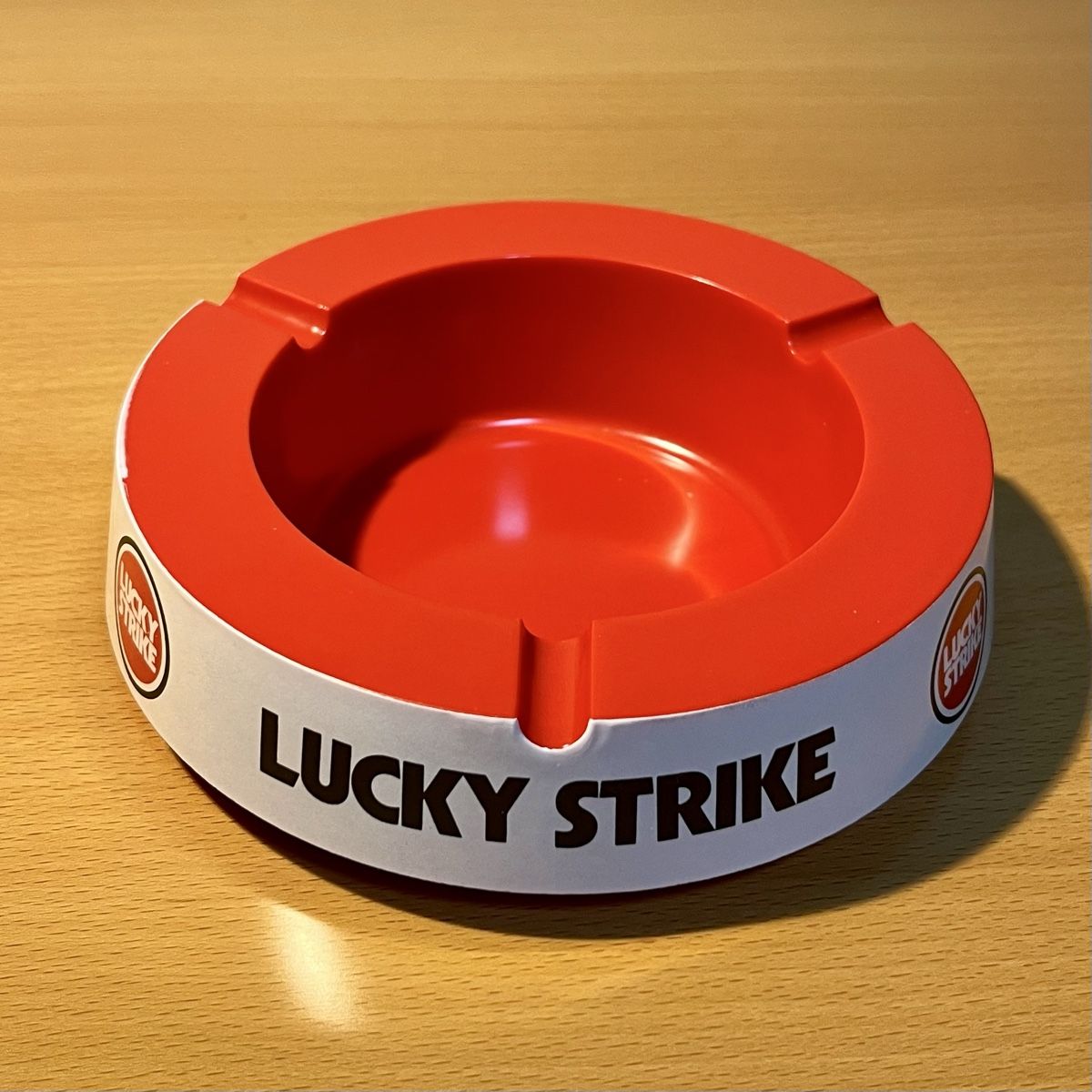 Aschenbecher: Cendrier Lucky Strike vintage – Neu (gemäss Beschreibung) aus Vuisternens-devant-Romont von ribouldog 1
