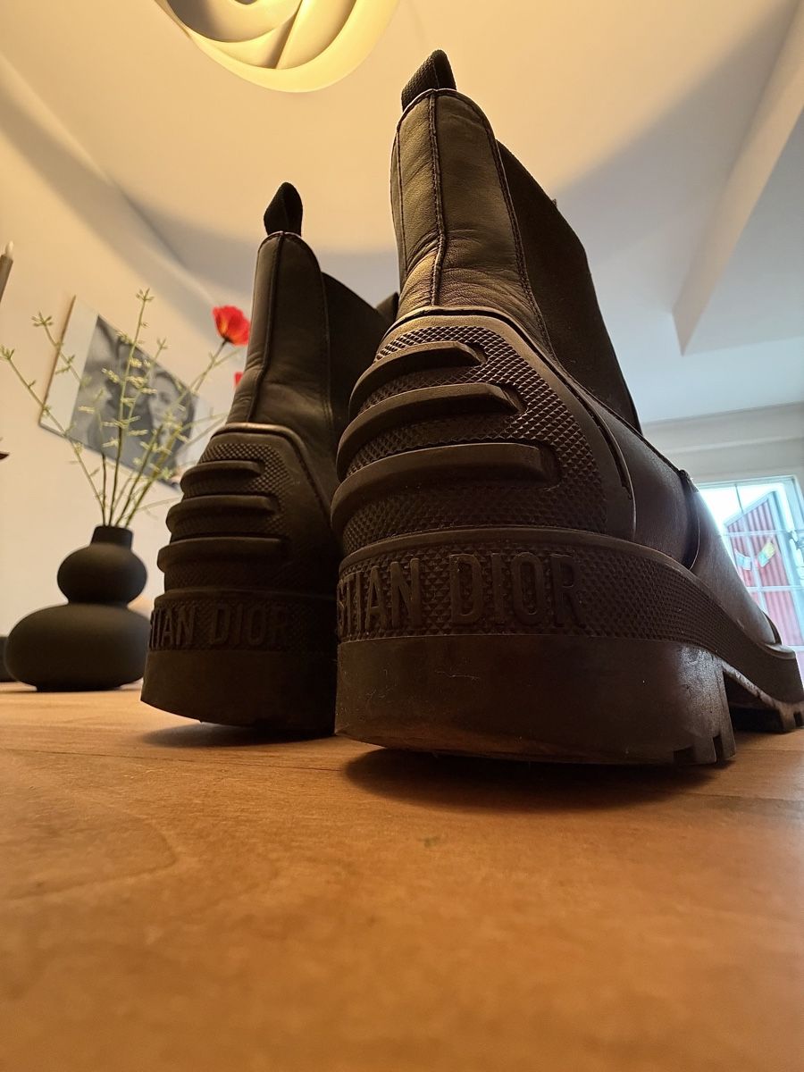 Dior Damenschuhe: Dior Ankle Boots – Gebraucht aus Riet (Neftenbach) von name83 3