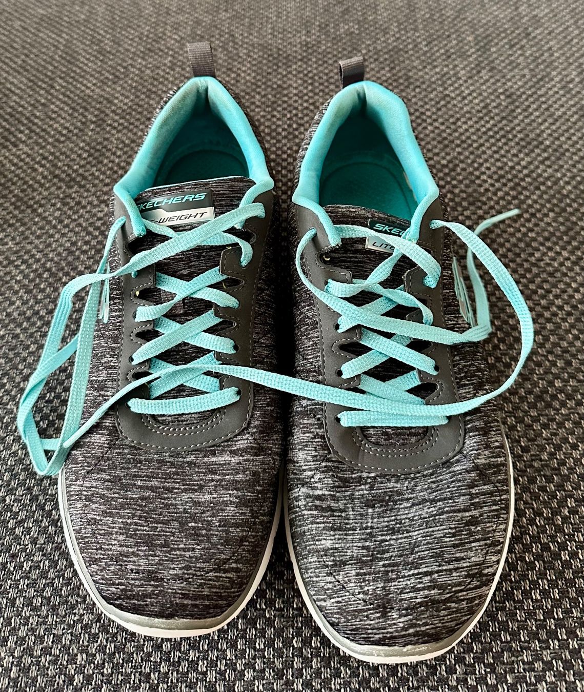 Skechers Damenschuhe: Skechers Sneaker, grau/blau, Grösse 40 – Gebraucht aus Wallbach von paxnic
