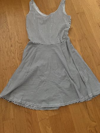 Sommerkleid gestreift / Kleid Gr. 170 / 14 Jahre