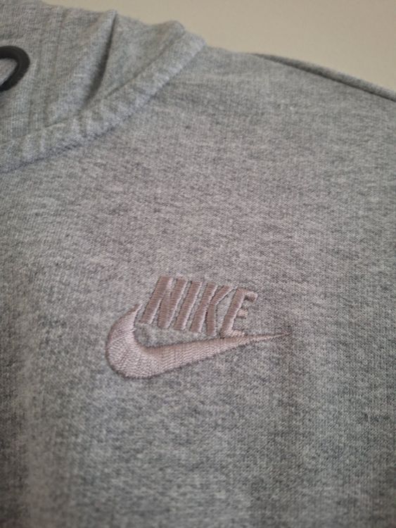Nike Maglioni & Felpe: Nike Kapuzenpullover Hoodie Gr. S grau Damen Übergangsjacke – Usato da Worb venduto da nfsolutions 1