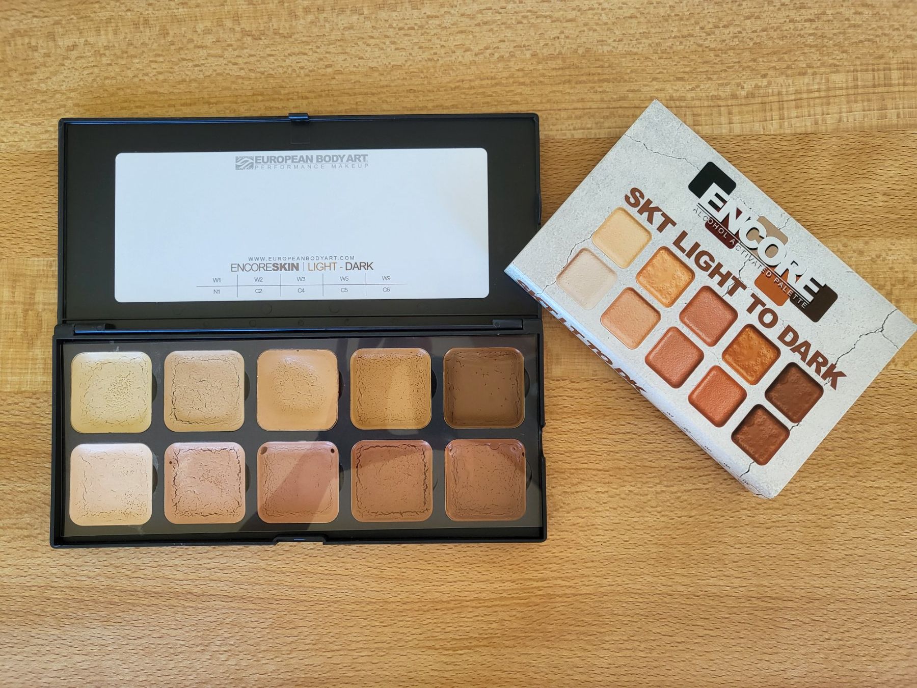 Make-up: SFX Light To Dark Palette, neuwertig – Nuovo e nell'imballaggio originale da Turbenthal venduto da nel_6kwk 1