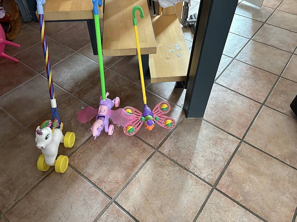 Spielzeuge: Giocattoli  bambini  – Gebraucht aus Sobrio von Max884